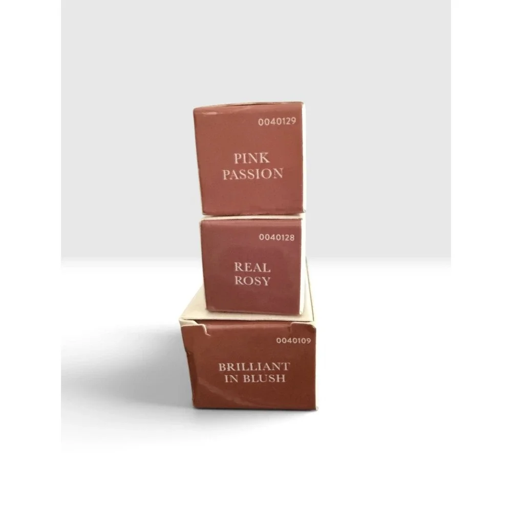 Laura Geller 3 Piece Lip Set 1 Ltd Gorgeous in Gold, 2 Classic Modern Lipsticks